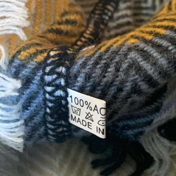 Lucky Leaf Women Winter Checked Pattern Cashmere Warm Plaid Infinity Scarf OS - Picture 5 of 6